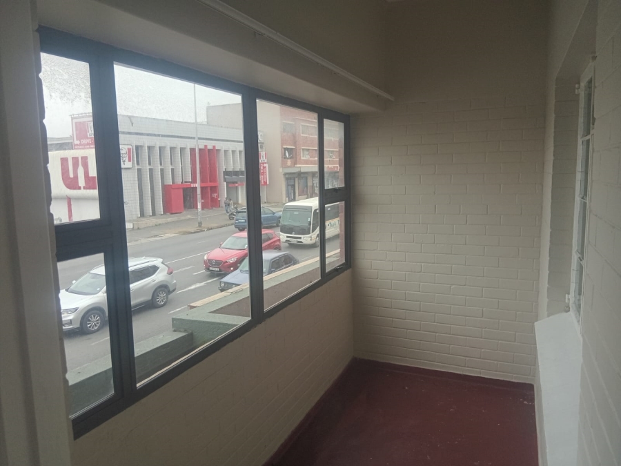 To Let 1 Bedroom Property for Rent in Southernwood Eastern Cape